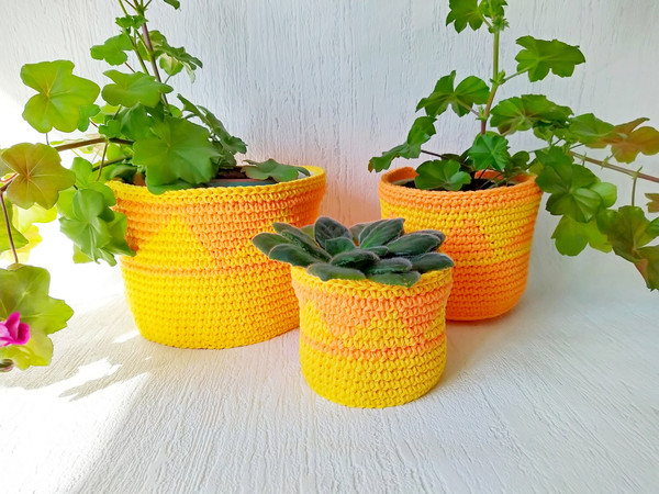 Crochet plant pot cover pattern.jpg