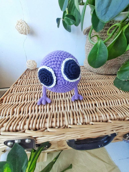 Amigurumi Purple Rainbow Friends crochet pattern 4.jpg