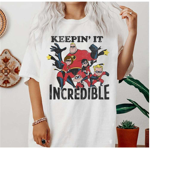 MR-259202310045-disney-incredibles-keepin-it-graphic-t-shirt-disneyland-image-1.jpg