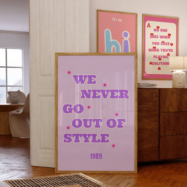 Taylor Swift 1989  Teen girl room decor, Teen girl room, Girl room