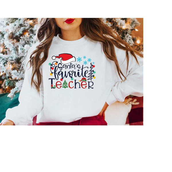 MR-4102023135353-christmas-teacher-shirt-santas-favorite-teacher-shirt-image-1.jpg