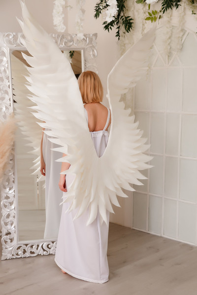 large white wings.jpg