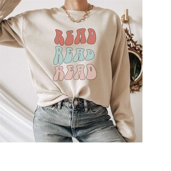 MR-16102023113944-read-sweatshirt-teacher-sweater-teacher-shirt-retro-graphic-image-1.jpg