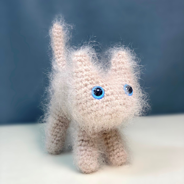 Crochet-plushie-cat-pattern-Amigurumi-plush-pattern-kitten-Crochet-toy-Desk-decor-Desk-antistress-toys-19.jpg