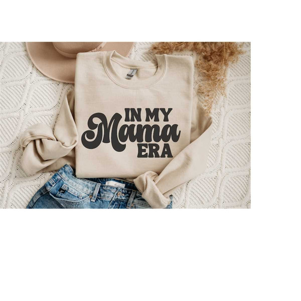 MR-16102023145950-mama-era-sweatshirt-sweatshirt-mom-gift-funny-retro-mom-image-1.jpg