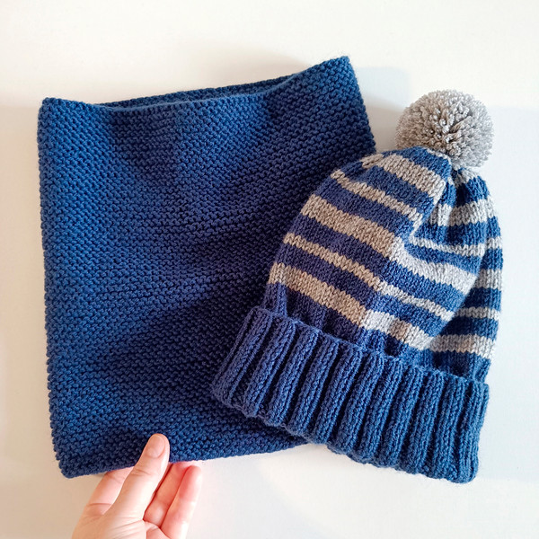 Set: Women handknit Ravenclaw pompom hat and knit Neckwarmer - Inspire  Uplift