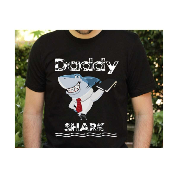 23102023154353-daddy-shark-svg-daddy-shark-birthday-svg-fathers-day-image-1.jpg