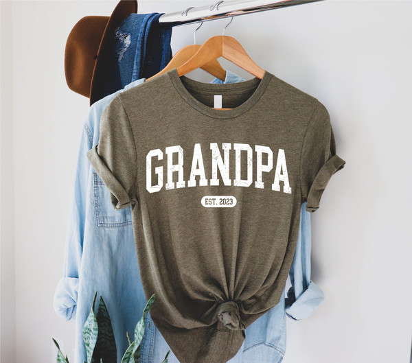 Personalize Grandpa Gift Shirt, Fathers Day Shirt, New Grandpa Shirt, Abuelo Shirt, Daddy Shirt, New Father Shirt, Fathers Day Gif - 8.jpg
