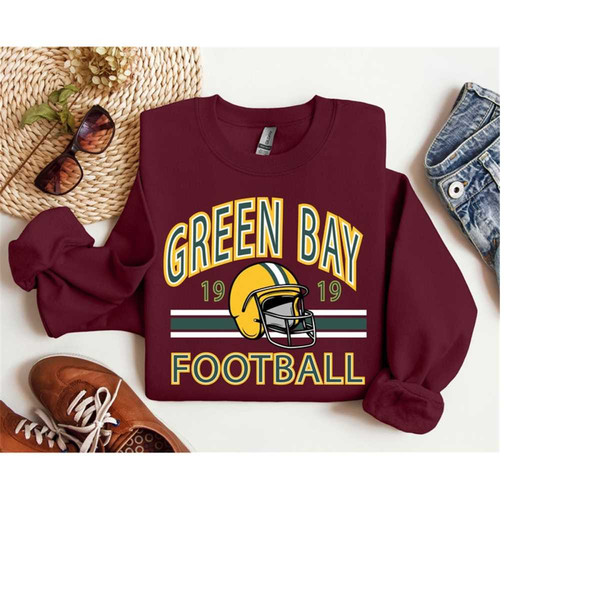 MR-251020238214-green-bay-sweatshirt-green-bay-tee-green-bay-shirt-vintage-image-1.jpg