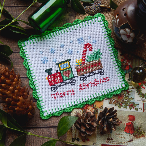 Christmas_cross-stitch_pattern.JPG