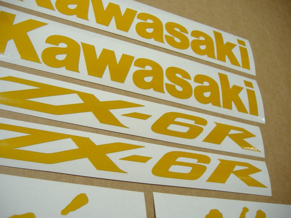 Kawasaki-ZX6R-glow-in-the-dark-yellow-decals-set.JPG