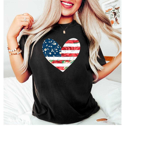 MR-15112023163421-patriotic-tee-super-cute-patriotic-floral-heart-red-white-image-1.jpg