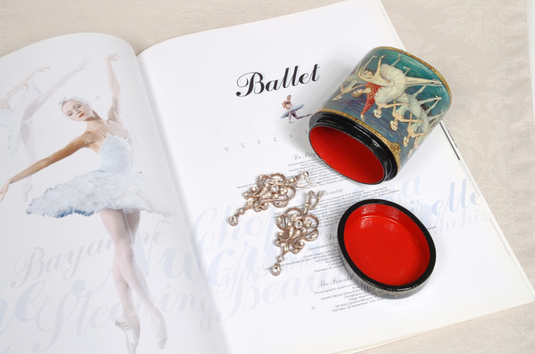 Ballet box to order