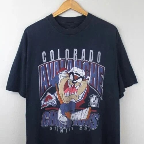 Vintage 90s Colorado Avalanche Looney Tunes shirt , NHL Shirt , Sport Shirt , Colorado Avalanche Shirt , Gift For Fans.jpg