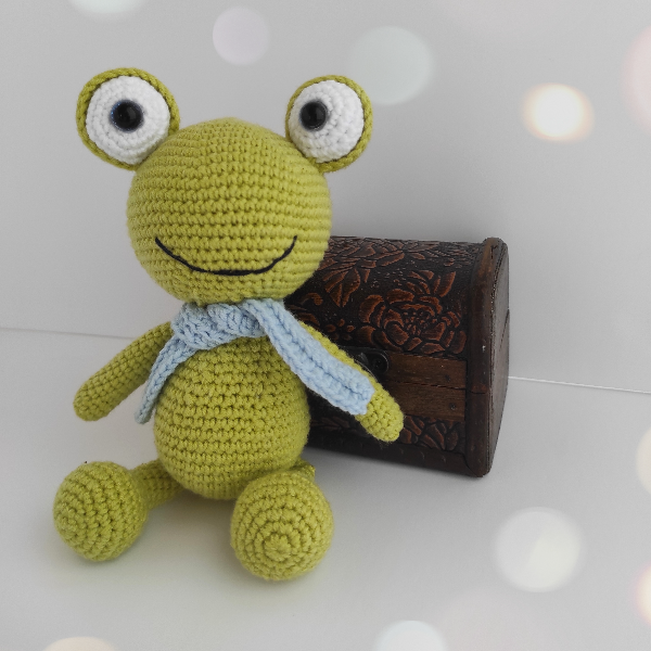 frog-crochet-3