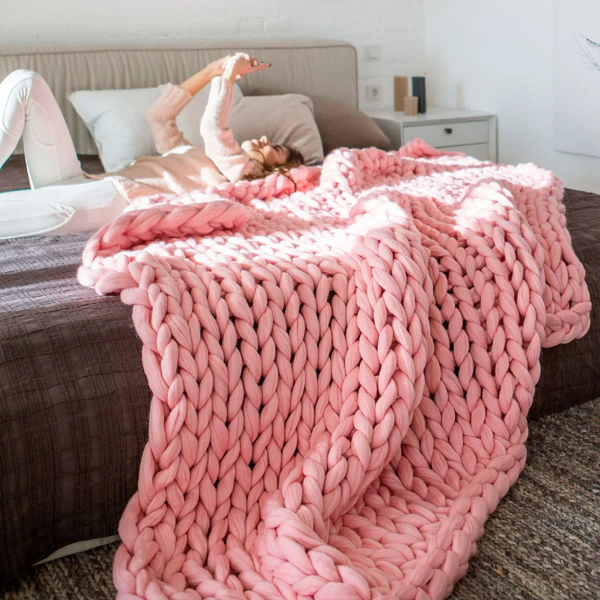 Handmade Chunky Knit Blanket (7).png