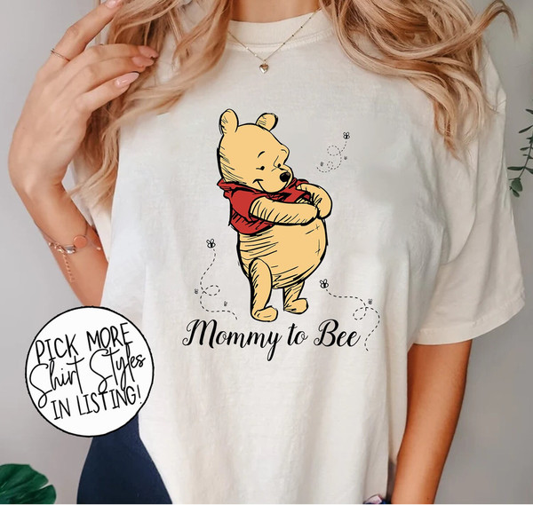 Mommy To Bee Shirt, Pregnancy Reveal Shirt, Pooh Mommy Shirt, Cute Mom Shirt, Gift for Mom, New Mom Gift, Baby Shower Gift, Mommy To Bee Tee.jpg