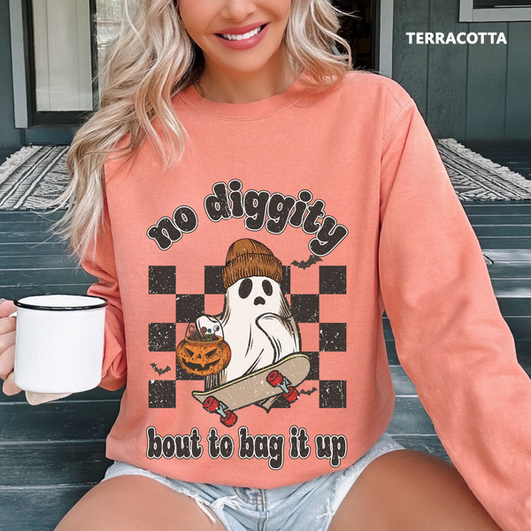 No Diggity Bout To Bag It Up Comfort Colors Sweatshirt, Halloween Comfort Colors Crewneck, Halloween Ghost Crewneck, Comfort Colors Sweater.jpg