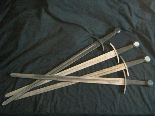 Unveiling_the_Legacy_Medieval_European_Swordcraft (3).jpg