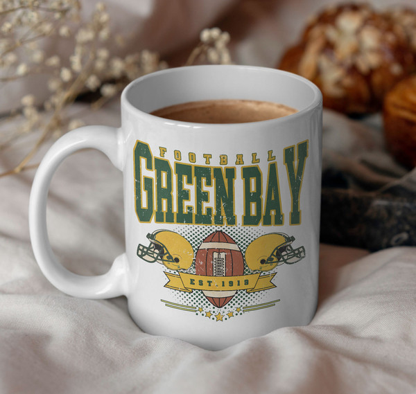 Vintage Green Bay Packers Football Mug, Green Bay Football Coffee Mug, Vintage Football Mug, Green Bay Mug, Gift for Fans.jpg