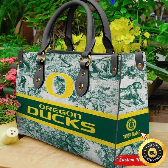 NCAA Oregon Ducks Women Leather Hand Bag.jpg