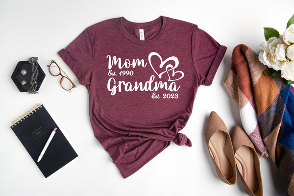 Mom Est Grandma Est Custom Shirt, Grandma Shirt, Mom Grandma Shirt, Pregnancy Announcement Shirt, New Grandma Shirt, Pregnancy Reveal Tee.jpg