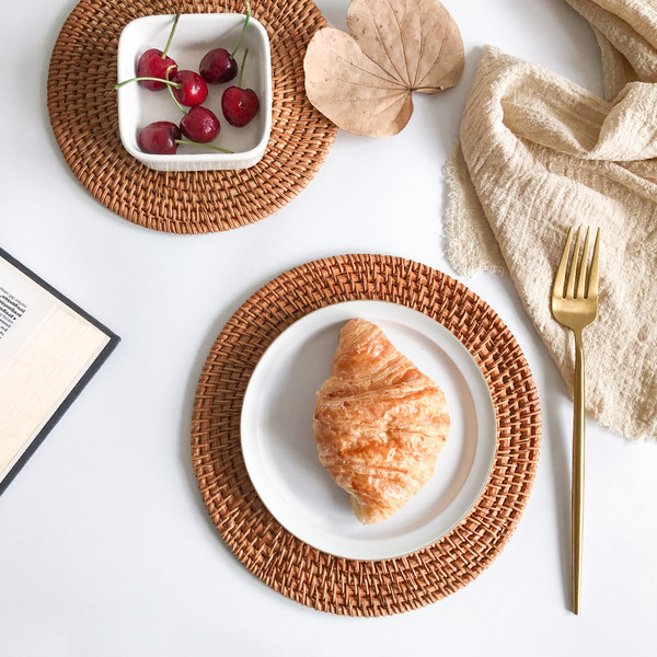 Z4NfCup-Mat-Round-Natural-Rattan-Hot-Pad-Hand-Woven-Hot-Insulation-Placemats-Table-Padding-Kitchen-Decoration.jpg