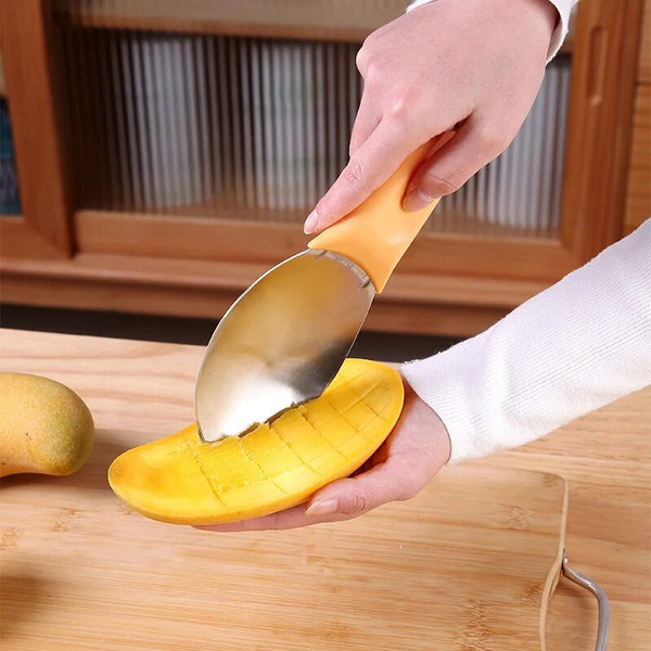 2Wt4Multifunctional-Mango-Slicer-Fruit-Pulp-Separator-Mango-Splitter-Cutter-Corer-Tool-Spoon-Fruit-Spoon-Diced-for.jpg