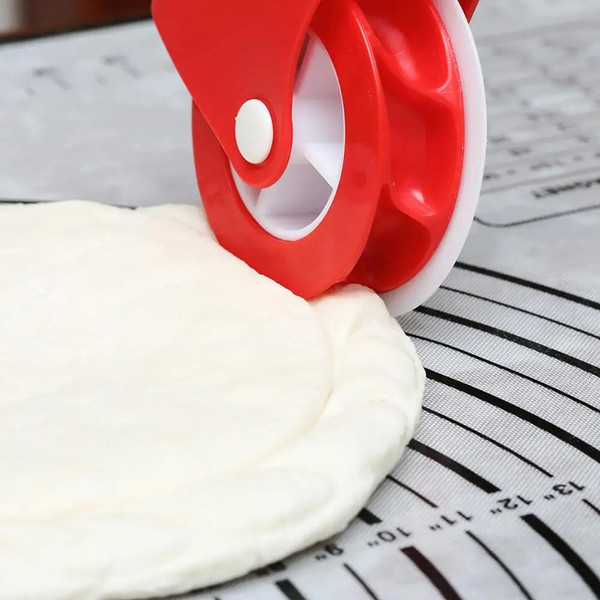 ySZcPastry-Rolling-Wheel-Decorator-Pie-Biscuit-Dough-Cutting-Machine-for-Rolling-Dough-Kitchen-Baking-Tool-Baking.jpg