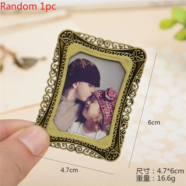 HBAjAlloy-Photo-Frame-Mini-Keyring-Keychain-Fob-Frames-for-Picture-Retro-Baroque-Photo-Display-Frame-Desk.jpg