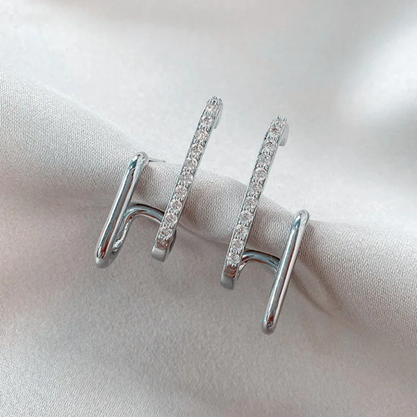 aDLZ2023-New-Bright-Crystal-Luxury-Korean-Unusual-Claw-Stud-Earrings-Ear-Piercing-Hook-Irregular-Pearl-Christmas.jpg