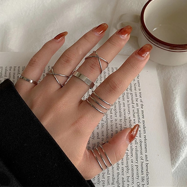 yRUlNew-Fashion-Hollow-Heart-Ring-Set-5PCS-Elegant-Vintage-Adjustable-Women-Girls-Finger-Cute-Love-Jewelry.jpg