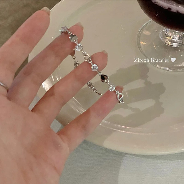 PxWYY2K-Zircon-Ins-Bracelets-for-Women-Korean-Fashion-Sweet-Girls-Sparkling-Hollow-Heart-Delicate-Chain-Bracelet.jpg