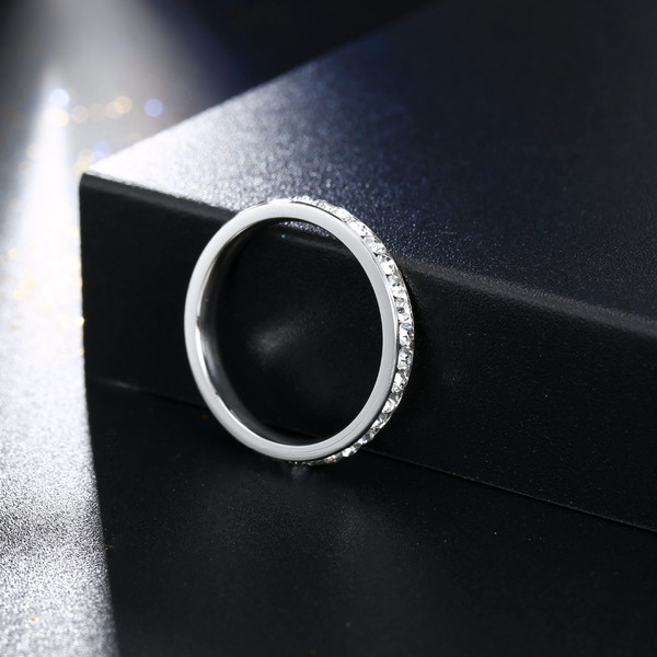 yVXcVienkim-Silver-Color-Titanium-Zinc-Alloy-Minimalist-Ring-Female-CZ-Austrian-Crystals-Rings-for-Women-Wedding.jpg