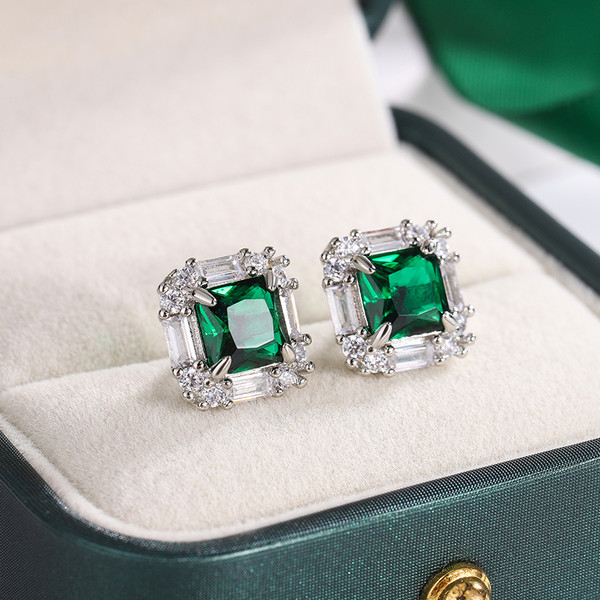 UIyZBeautiful-925-Sterling-Silver-Earrings-for-Women-s-Shiny-Green-AAAA-Zircon-Earrings-Stylish-Geometric-Jewelry.jpg
