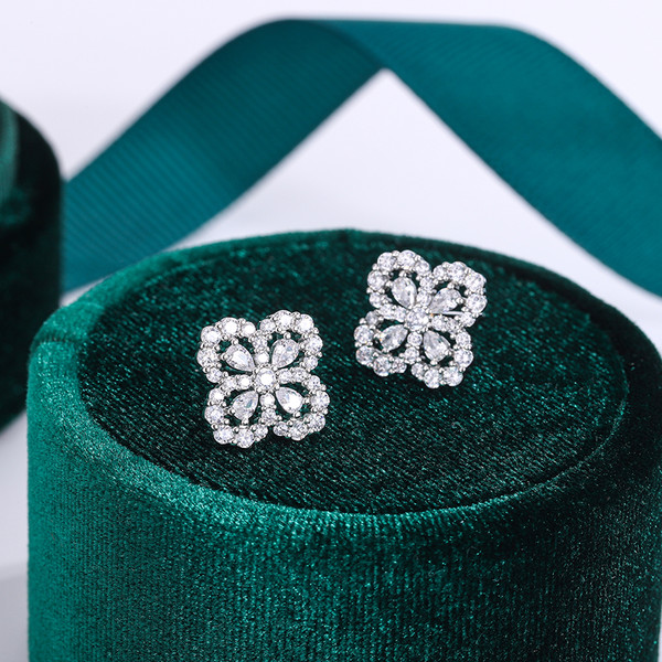 HBmrClassic-Luxury-Four-leaf-Clover-Stud-Earrings-Flower-Design-and-Oval-Zircon-S925-Earrings-for-Women.jpg