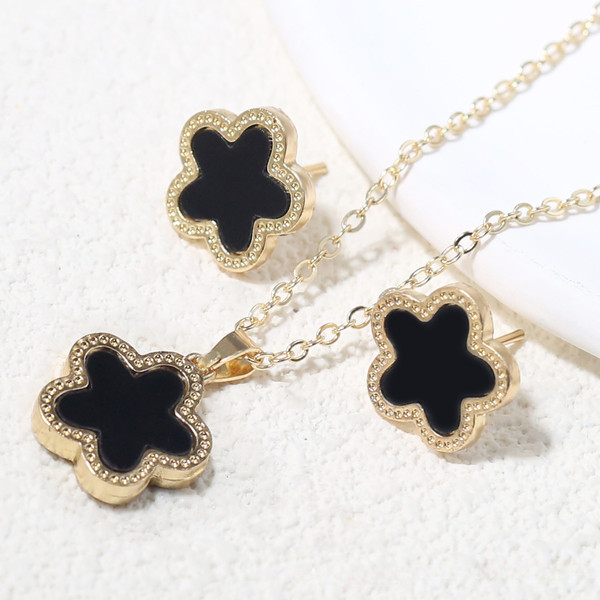 ItQu2Pcs-Luxury-Five-Leaf-Flower-Pendant-Jewelry-Set-for-Women-Gift-Fashion-Trendy-Stainless-Steel-Clover.jpg
