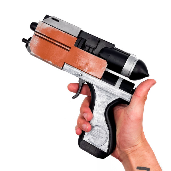 Blurrg-1120 holdout blaster prop replica star wars 6.jpg