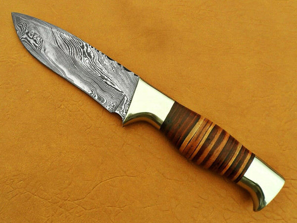 Damascus Steel Knife.jpg