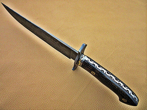 Damascus Steel Blade.jpg