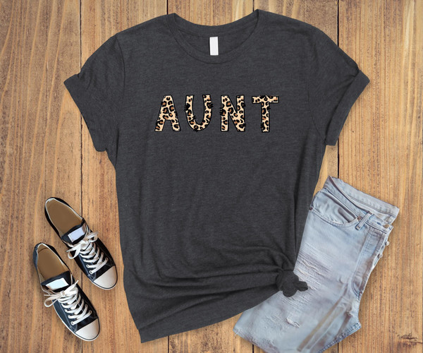 leopard aunt shirt ,cool aunt shirt ,gift for aunt ,leopard women gift ,mother's day gift for aunt ,personalized leopard design shirt.jpg