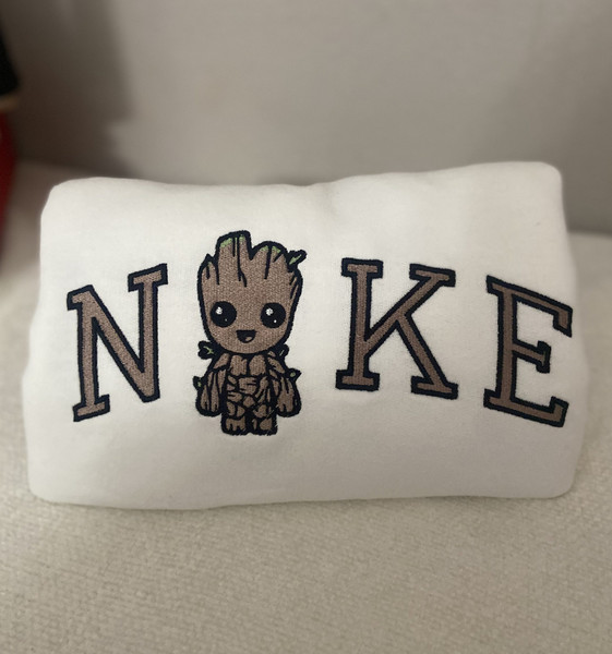 BabyGroot Embroidered Sweatshirt For Fan.jpg