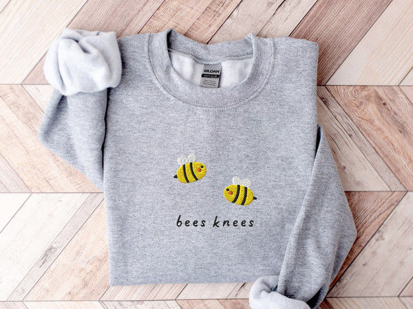 Bees Knees Sweatshirt Embroidered, Embroidered Bees Crewneck Sweater, Embroidered Bees Shirt, Bees Knees Sweater, Funny Embroidered Sweater 1.jpg