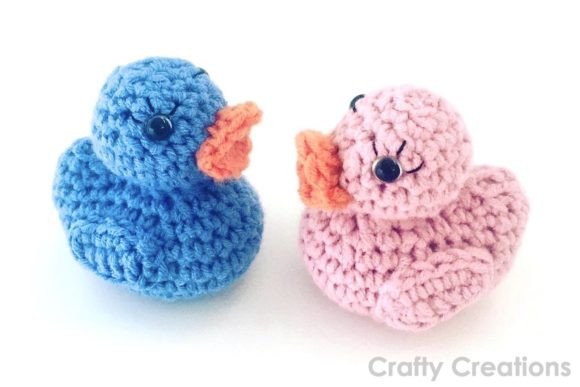 Ducky-Crochet-Pattern-Graphics-34177319-1-580x387.jpg