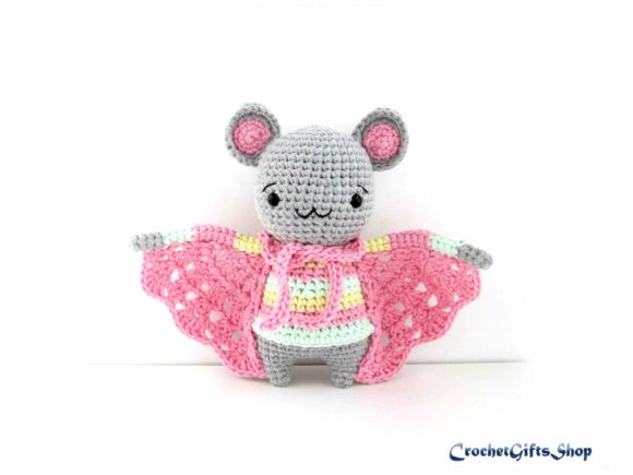 Crochet-Pattern-Bat-Amigurumi-Graphics-16979716-2-580x435.jpg