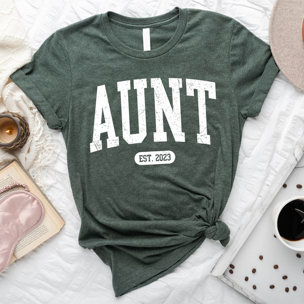 Personalize Auntie Shirt, Christmas Gift For Aunt, Mothers Day Gift, Tia Shirt, Birthday Gift Aunt, Sister Shirt, Cool Auntie Gift.jpg