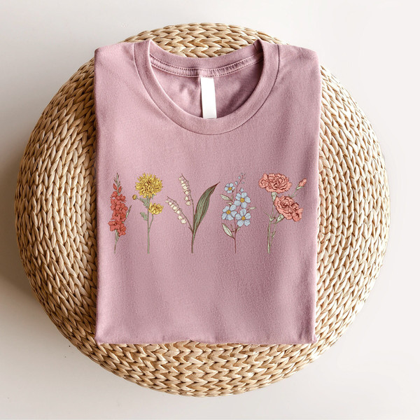 Personalize Birth Month Flower Shirt, Christmas Gift For Mom, Mothers Day Shirt, New Mom Shirt, Nama Shirt, Mothers Day Gift, Grandma Gift.jpg
