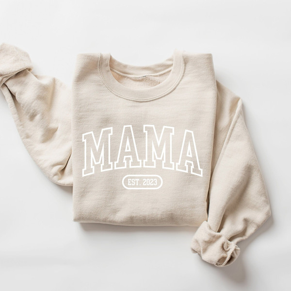 Personalize Mom Gift For Mothers Sweatshirt, Mother's Day Gift, Mama Sweatshirt, Mom Shirt, Mom Life Shirt, Mom Hoodie,  New Mom Shirt.jpg