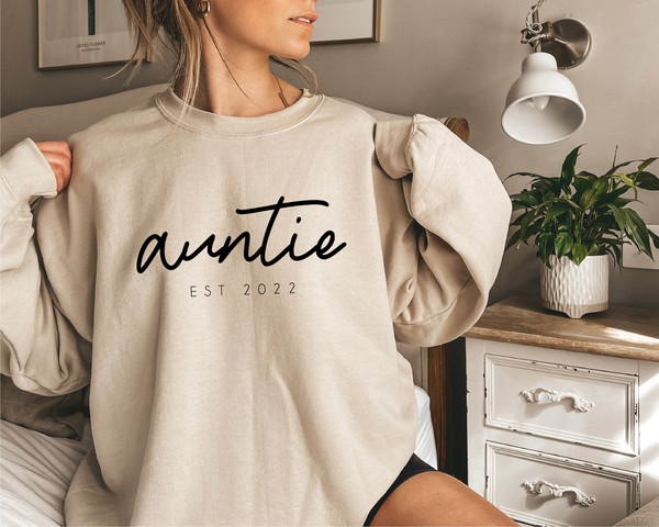 Personalized  Auntie Sweatshirt , Auntie Sweater, Funny Aunt Hoodie, Aunt Sweatshirt, Birthday Gift Aunt, Sister Shirts.jpg