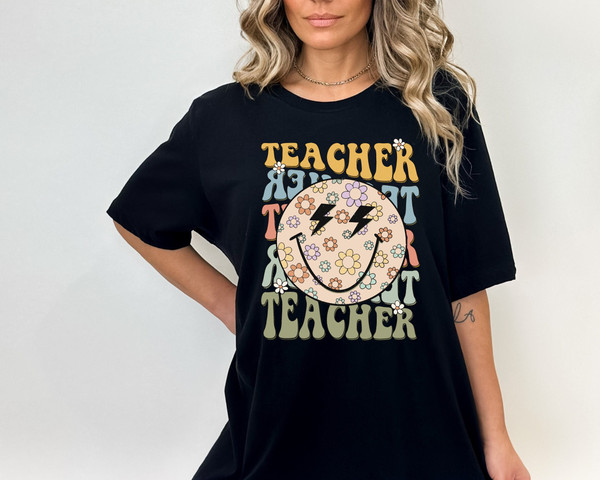 Retro Teacher Shirt, Teacher Tshirt, Groovy Teacher Shirt, New Teacher Gift, Back to School Shirt, Teacher Appreciation.jpg